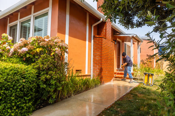 Best Sidewalk Pressure Washing  in Tallmadge, OH